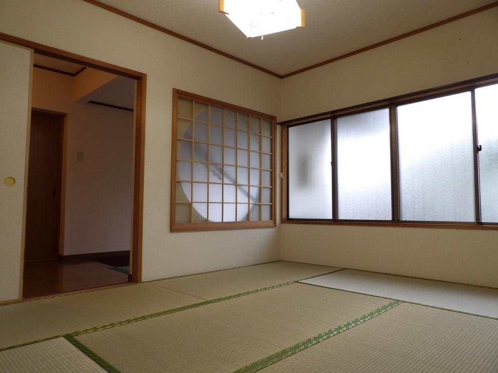 Wholeearth Ryokan Hiroshima Exterior photo
